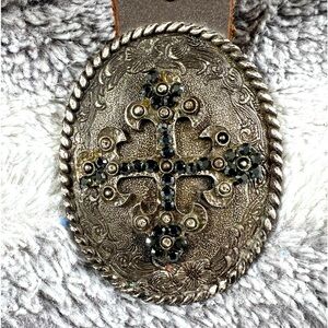 SILVER VINTAGE CROSS Leather Unique & Fashion Forward Belt